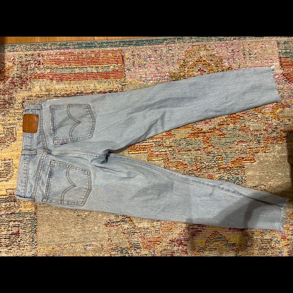 Levi's wedgie fit jeans